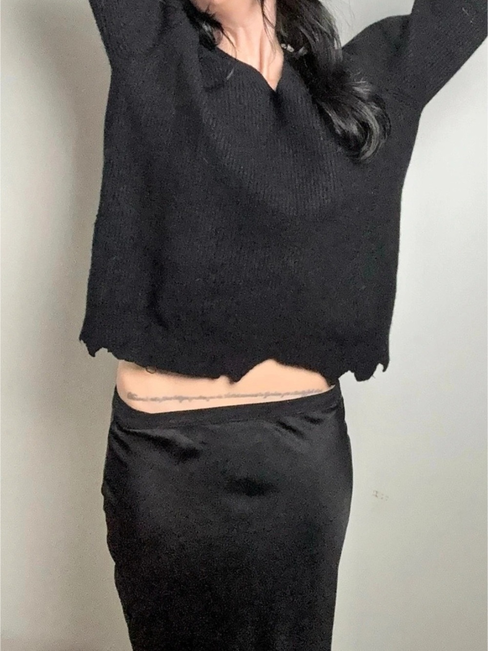 Helmut Lang Distressed V-Neck Wool Cashmere Sweater Size Small